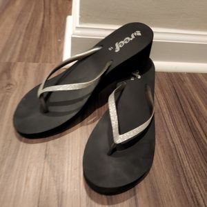 Reef Glitter flip flop